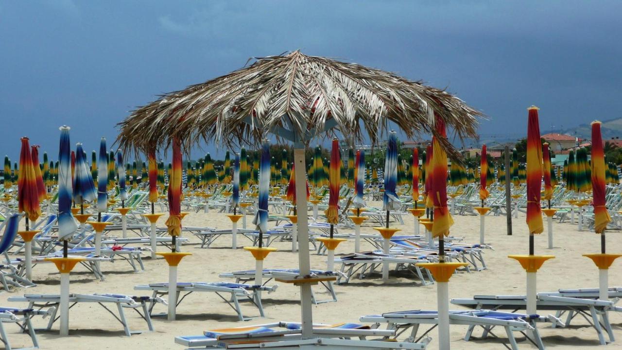 Suites Rome Πεσκάρα Εξωτερικό φωτογραφία