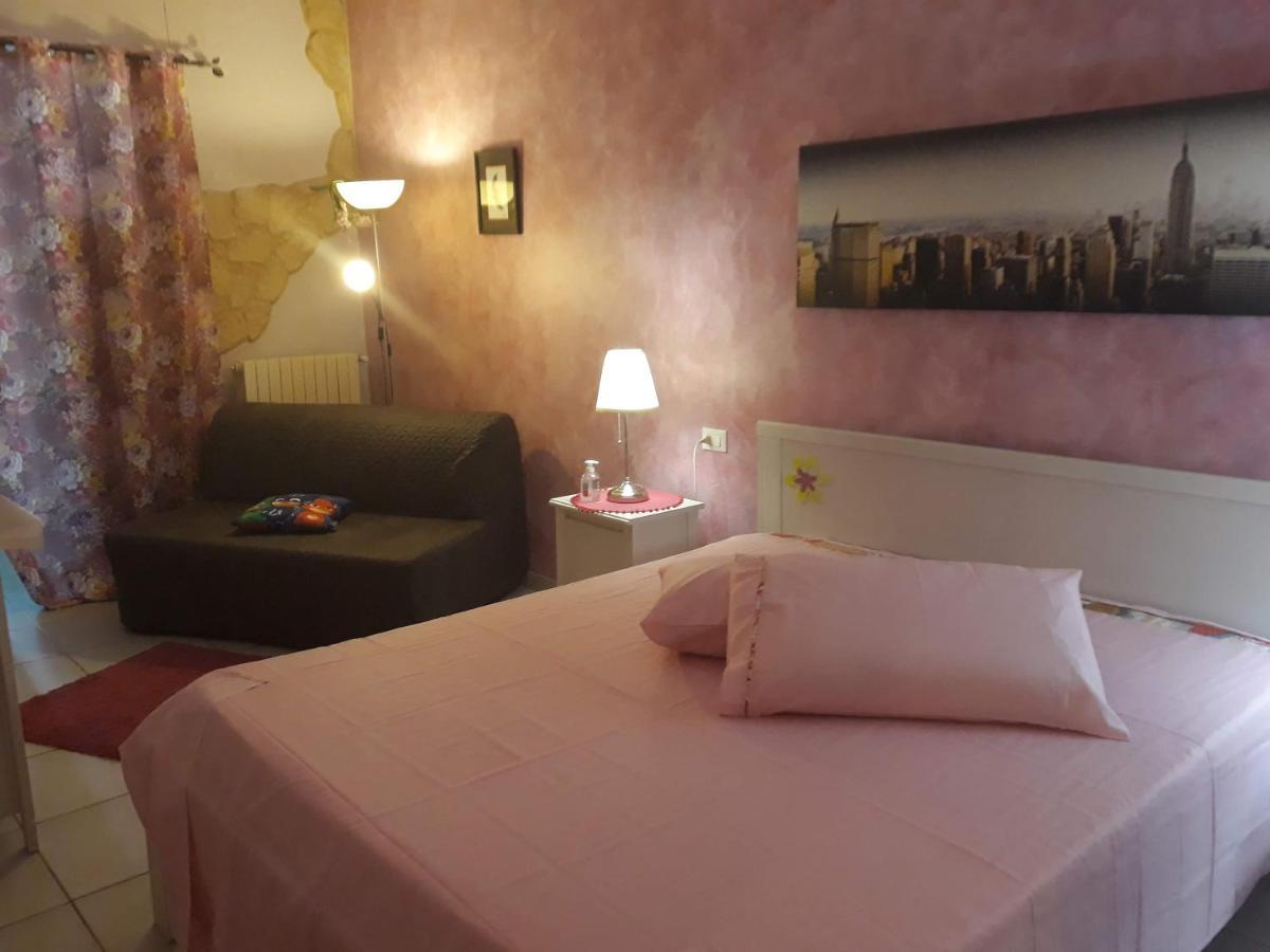 Suites Rome Πεσκάρα Εξωτερικό φωτογραφία